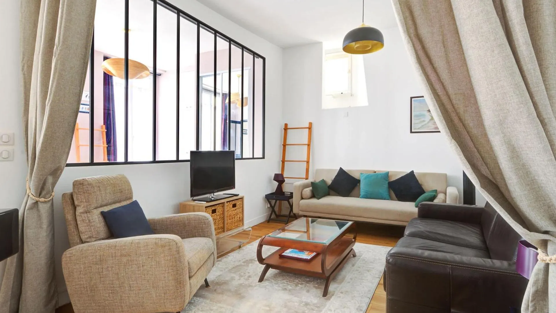 Bm-Cozy Elegance In The Marais Apartment Paris